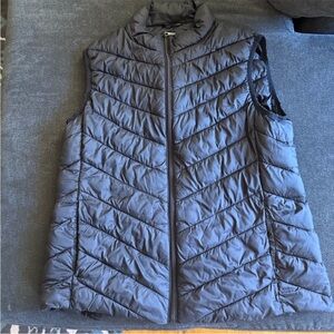 Women's Black Quilted Puffer Vest Size Large